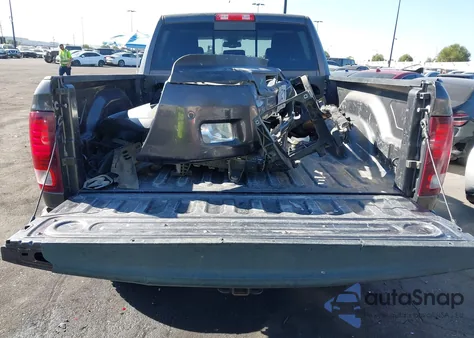 2017 Ram 2500 Laramie 4X4 6'4 Box z USA, uszkodzony, nr VIN 3C6UR5FL3HG519063